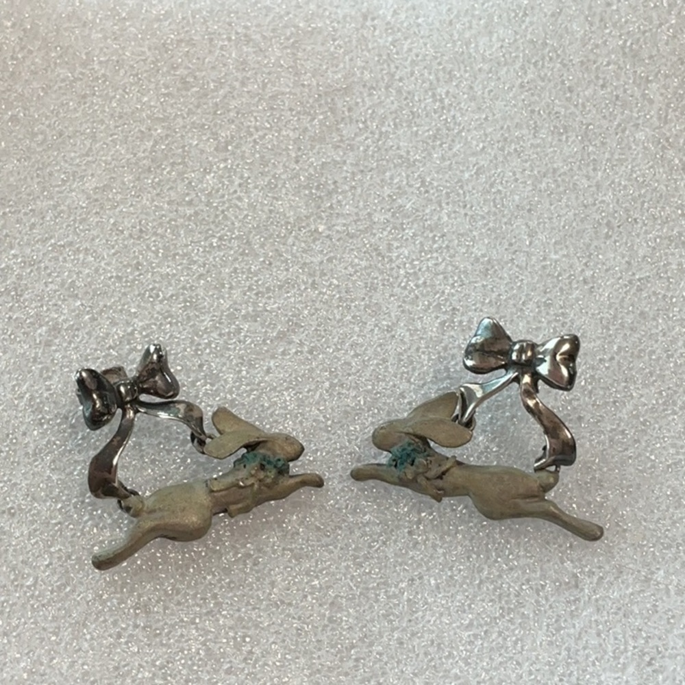 BUNNIES AND BOWS EARRINGS